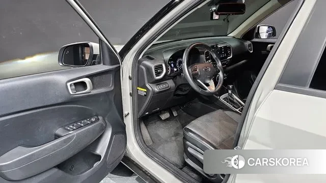 Hyundai Venue 2019 Серебристо-серый из Кореи, фото 2