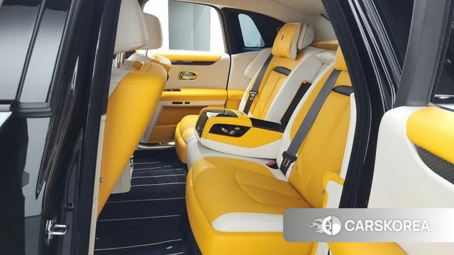 Rolls-Royce Ghost 2nd Generation 2024 Белый из Кореи, фото 2