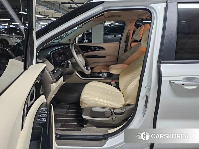 Kia Carnival 4th generation 2023 Белый из Кореи, фото 2