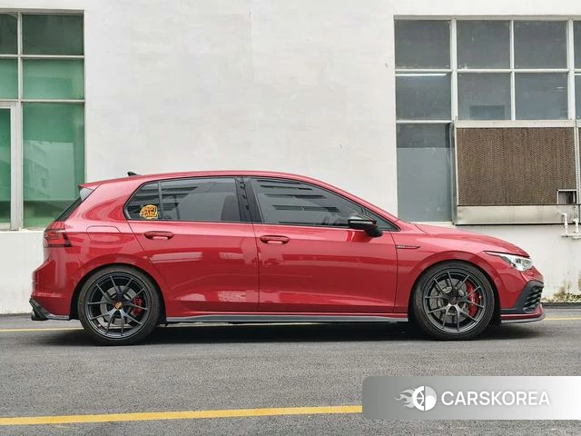 Volkswagen Golf GTI 2022 Красный из Китая, фото 2