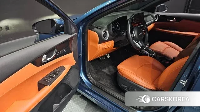 Kia The New K3 2nd generation 2023 Синий из Кореи, фото 2