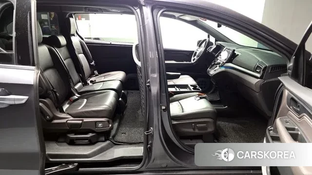 Honda Odyssey 2019 Серый из Кореи, фото 2