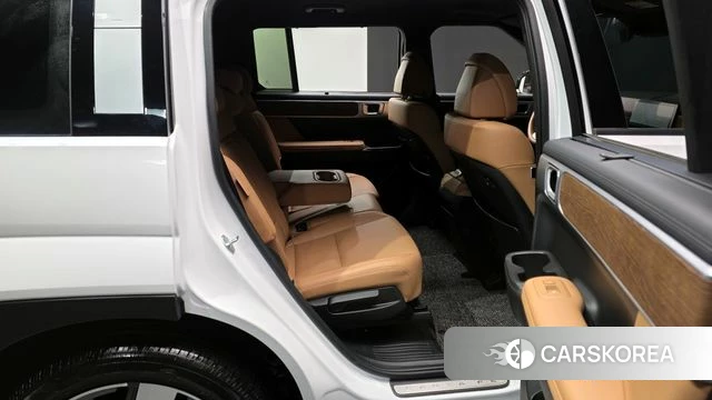 Hyundai Santa Fe (MX5) 2023 Белый из Кореи, фото 2