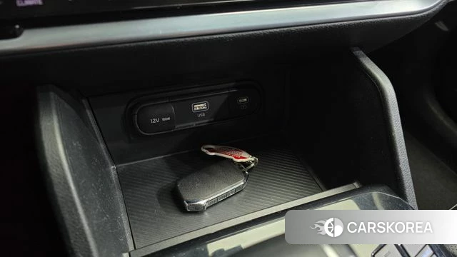 Kia Sportage 5th Generation 2021 Белый из Кореи, фото 2