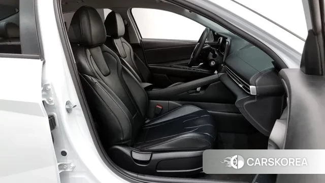 Hyundai Avante Hybrid (CN7) 2022 Белый из Кореи, фото 2