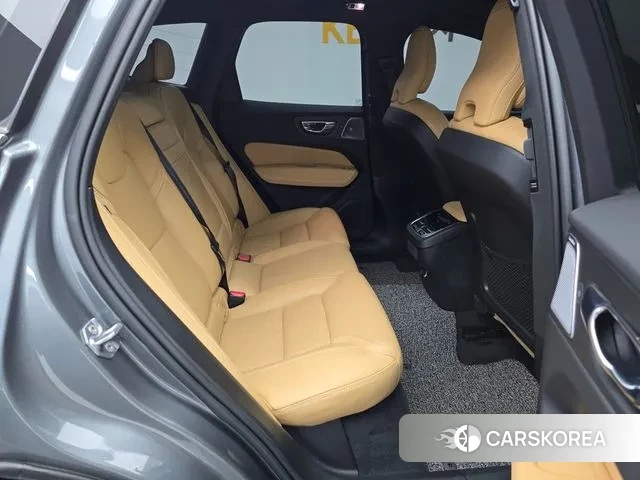 Volvo XC60 second Generation 2019 Серый из Кореи, фото 2