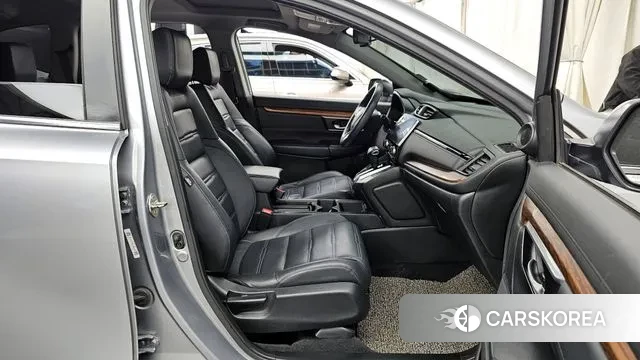 Honda CR-V 5th generation 2019 Серебристо-серый из Кореи, фото 2