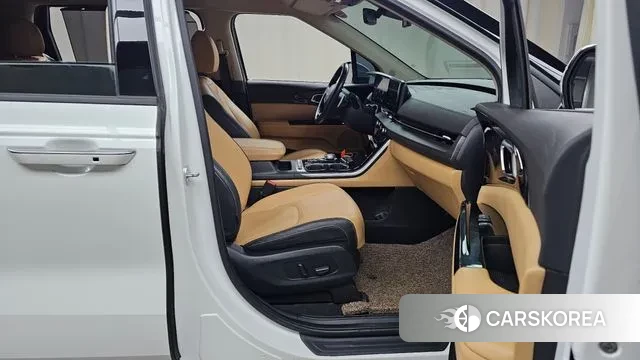 Kia Carnival 4th generation 2023 Белый из Кореи, фото 2