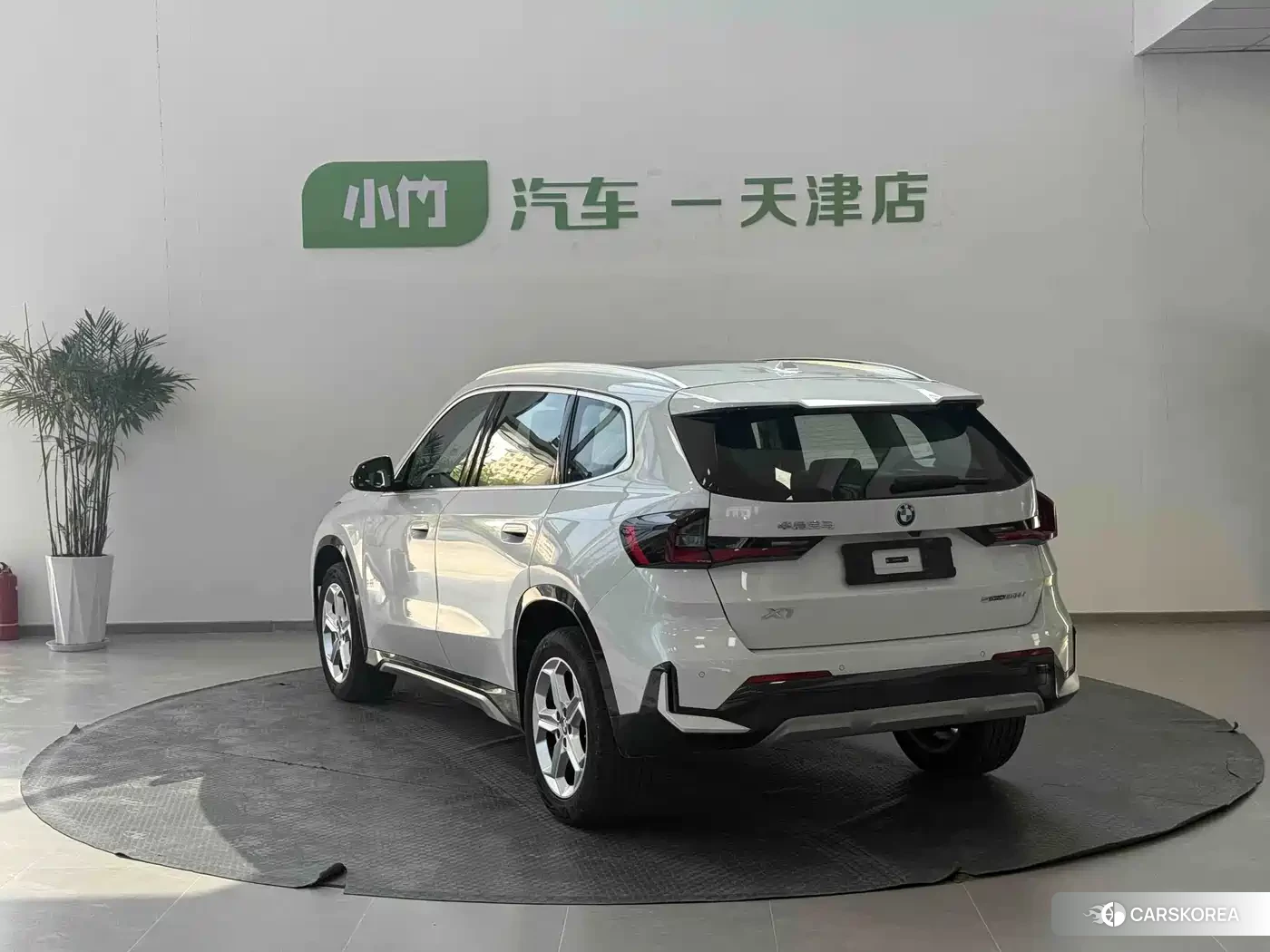 BMW X1 2024 Белый из Китая, фото 2
