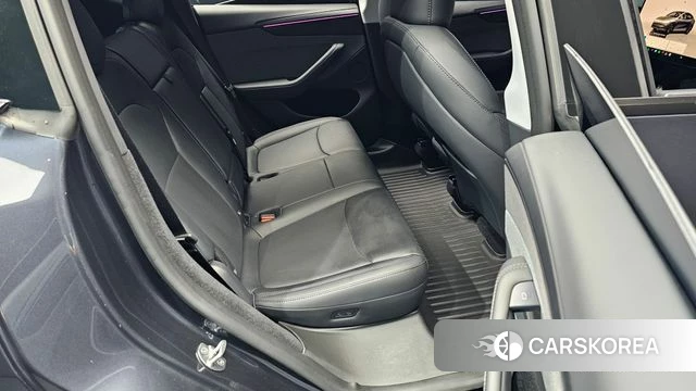 Tesla Model Y 2025 Серый из Кореи, фото 2