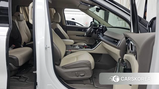 Kia Carnival 4th generation 2021 Белый из Кореи, фото 2