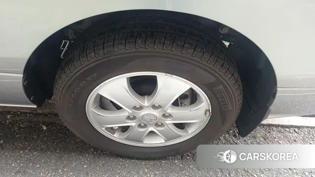 Hyundai The New Grand Starex 2018 Серебристо-серый из Кореи, фото 2