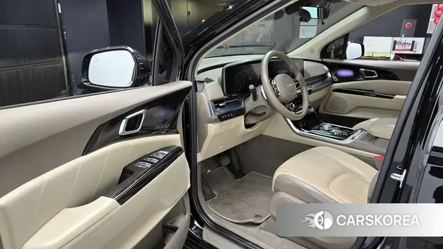 Kia Carnival 4th generation 2023 Черный из Кореи, фото 2