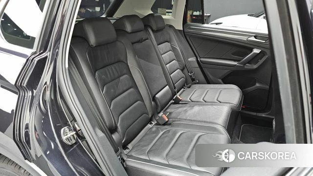 Volkswagen Tiguan second Generation 2018 Черный из Кореи, фото 2