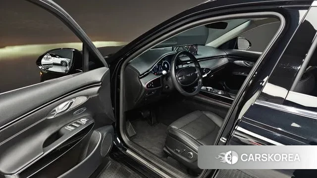 Genesis GV70 2021 Черный из Кореи, фото 2