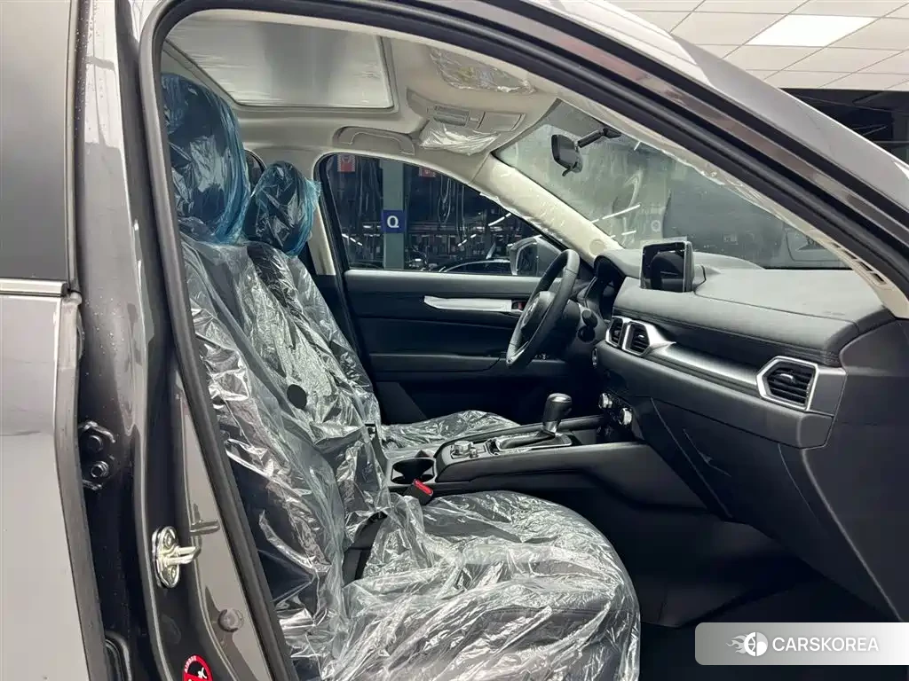 Mazda CX-5 2025 Silver/gray из Китая, фото 2
