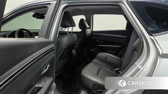 Hyundai Tucson (NX4) 2022 Серебряный из Кореи, фото 2