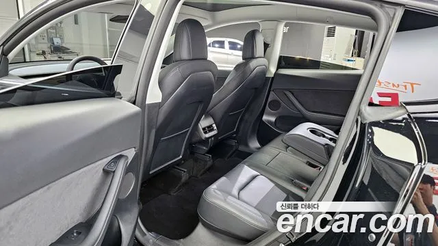 Tesla Model Y 2022 Черный из Кореи, фото 2