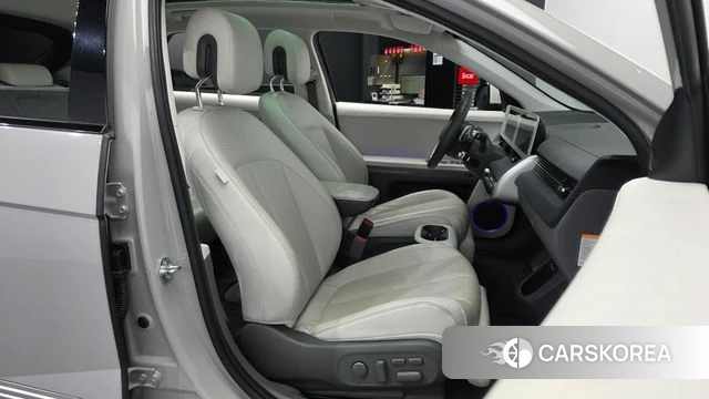 Hyundai Ionic 5 2023 Серебристо-серый из Кореи, фото 2