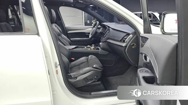 Volvo XC90 second Generation 2020 Белый из Кореи, фото 2