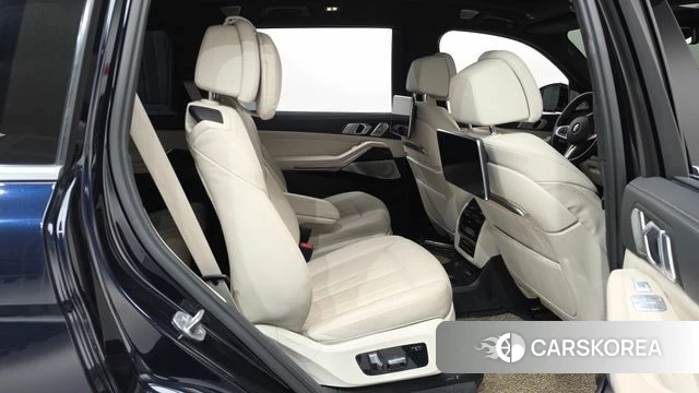BMW X7 (G07) 2021 Черный из Кореи, фото 2