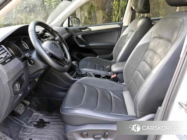 Volkswagen Tiguan L 2021 Белый из Китая, фото 2