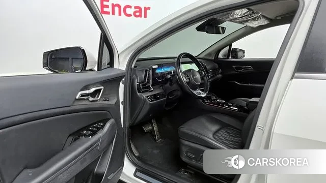 Kia Sportage 5th Generation Hybrid 2023 Белый из Кореи, фото 2