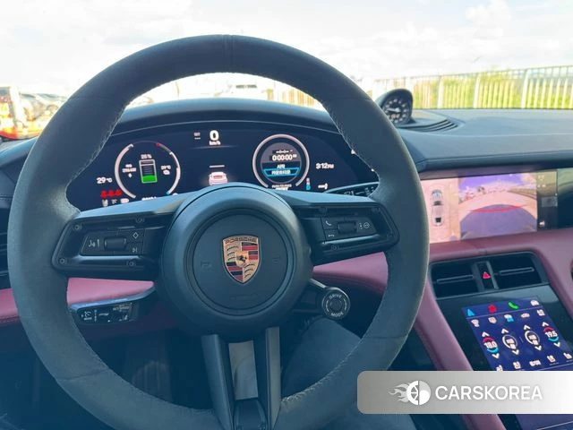 Porsche Taycan 2025 Черный из Кореи, фото 2