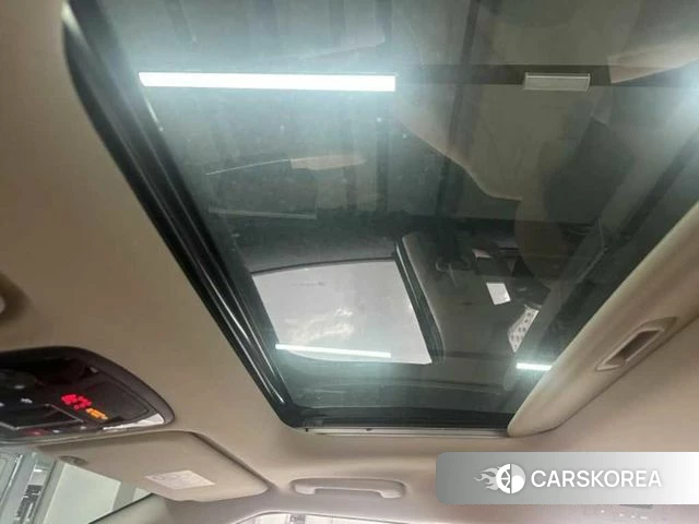 Kia Carnival 4th generation 2023 Белый из Кореи, фото 2