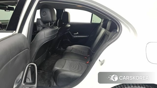 Mercedes-Benz A-Class W177 2020 Белый из Кореи, фото 2