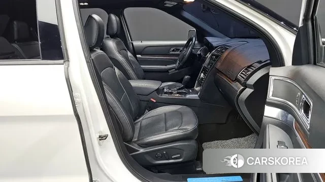 Ford Explorer 2019 Белый из Кореи, фото 2