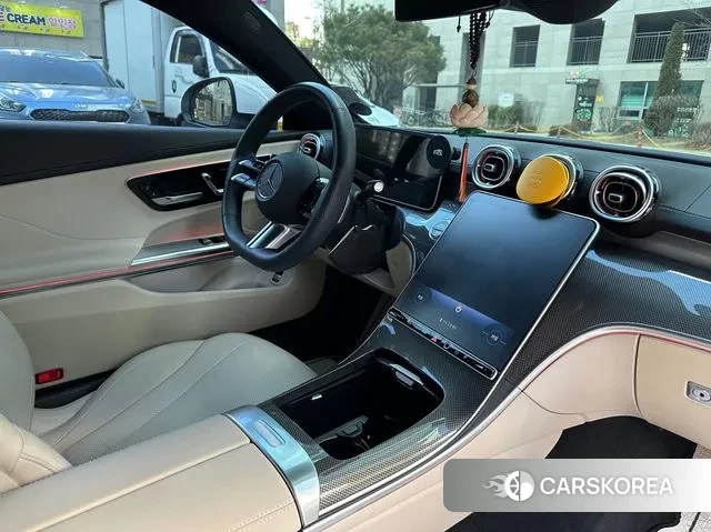 Mercedes-Benz CLE-Class C236 2024 Белый из Кореи, фото 2