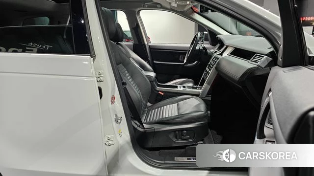 Land Rover Discovery Sports 2018 Белый из Кореи, фото 2