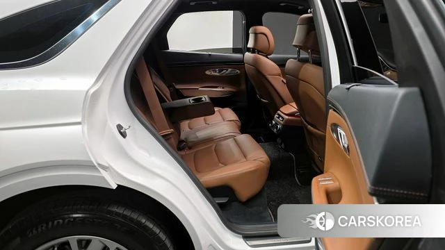 Genesis GV70 2021 Белый из Кореи, фото 2