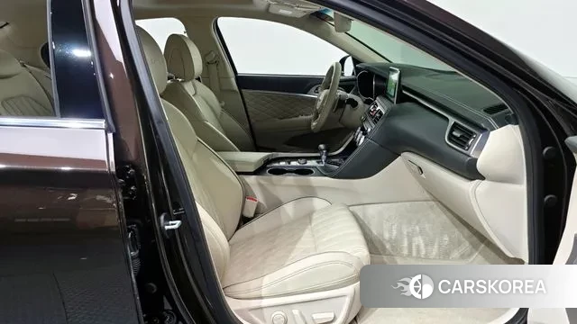 Genesis G70 2018 Коричневый из Кореи, фото 2