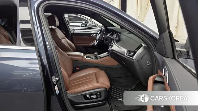 BMW X6 (G06) 2022 Серый из Кореи, фото 2