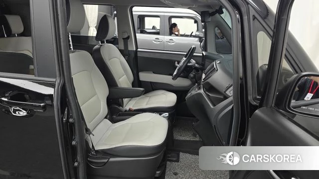 Kia The New Kia Ray 2023 Черный из Кореи, фото 2