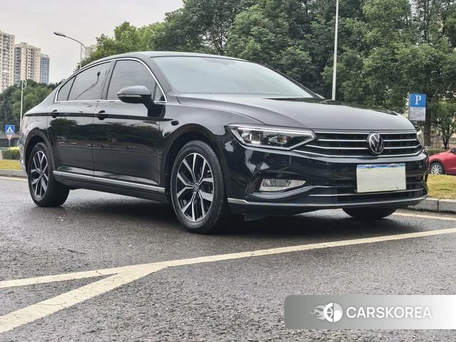 Volkswagen Magotan 2022 Черный из Китая, фото 2