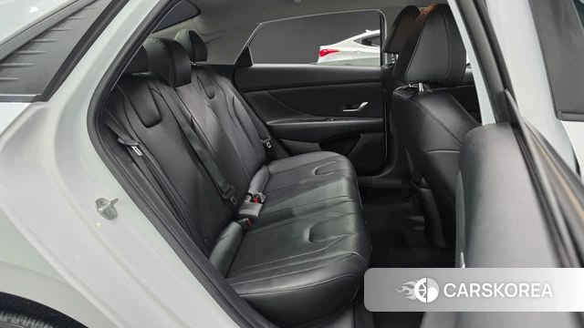 Hyundai Avante (CN7) 2021 Белый из Кореи, фото 2