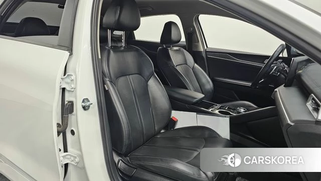 Kia K5 3rd generation 2021 Белый из Кореи, фото 2