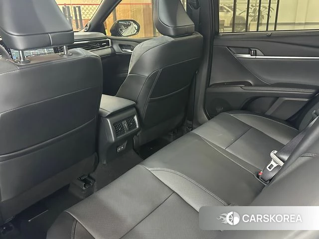Toyota Camry (XV80) 2025 Серебряный из Кореи, фото 2