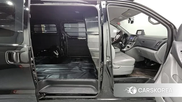 Hyundai The New Grand Starex 2020 Черный из Кореи, фото 2