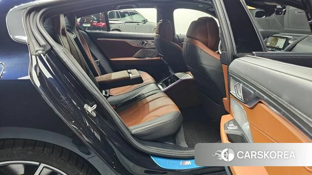 BMW 8 Series (G15) 2021 Черный из Кореи, фото 2