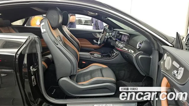 Mercedes-Benz E-Class W213 2021 Черный из Кореи, фото 2