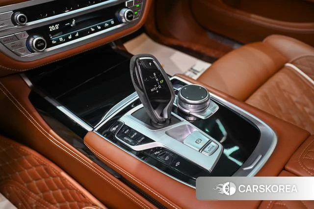 BMW 7 series 2022 Черный из Китая, фото 2