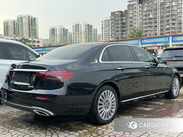Mercedes-Benz E-class 2022 Черный из Китая, фото 2