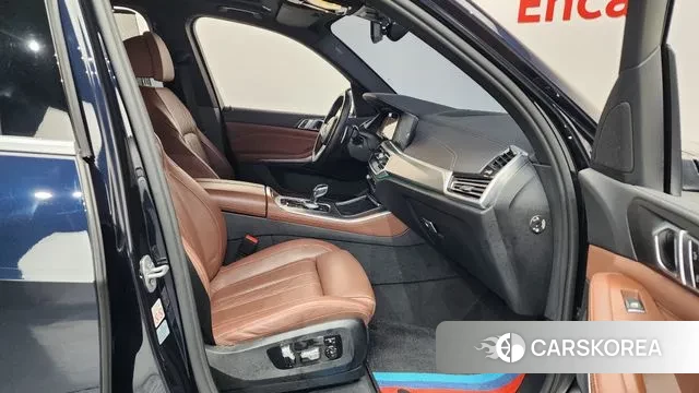 BMW X5 (G05) 2022 Черный из Кореи, фото 2