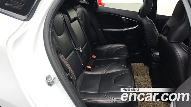 Volvo V40 Cross-Country id 2224154 из Кореи 2