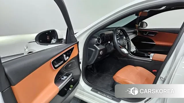 Mercedes-Benz C-Class W206 2024 Белый из Кореи, фото 2