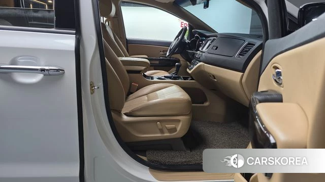 Kia The New Carnival 2019 Белый из Кореи, фото 2